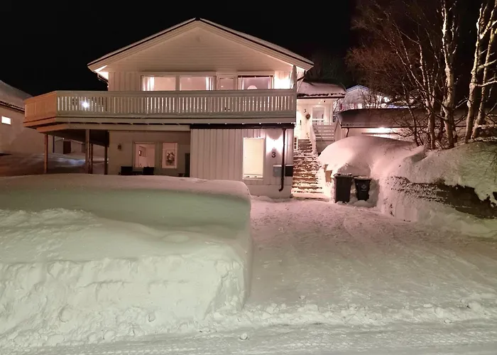 New Renovated Near The Airport With 3 Double Beds * Tromsø